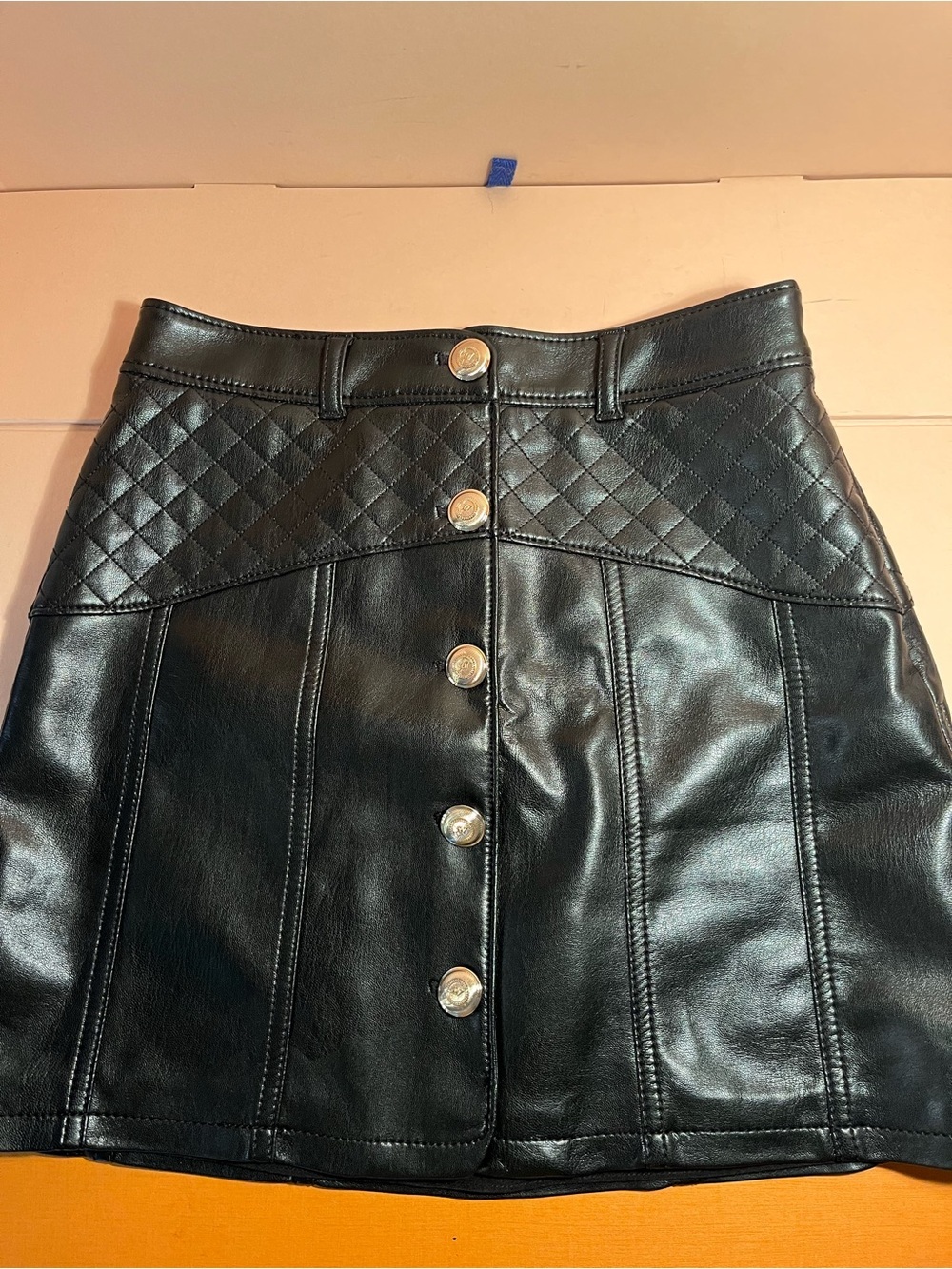 LUXURIOUS Brand black Quilted Faux-Leather Button Front Mini Skirt (CHANEL)vibes